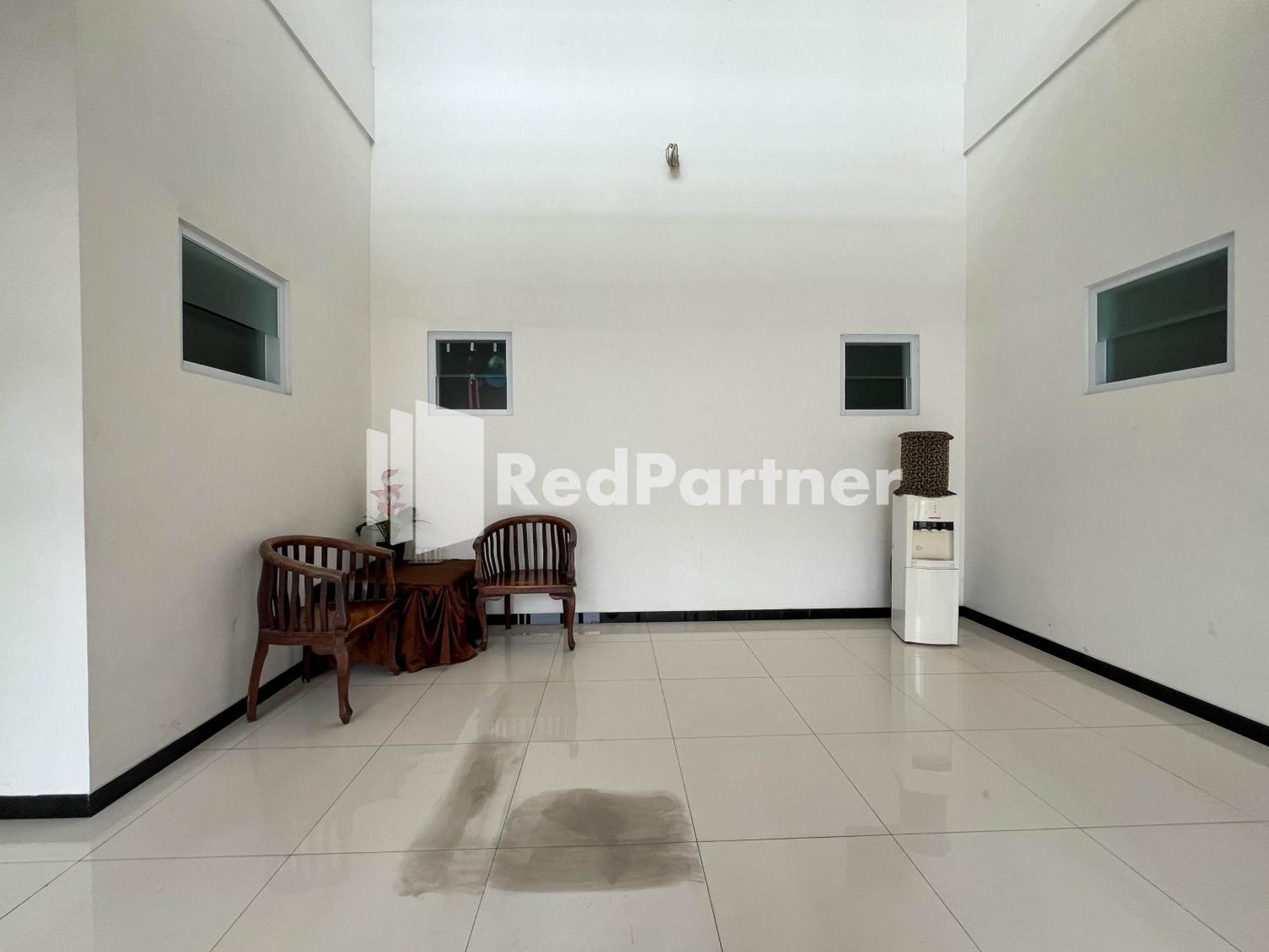 Griya Borobudur Malang Syariah Redpartner Blimbing  Exteriér fotografie
