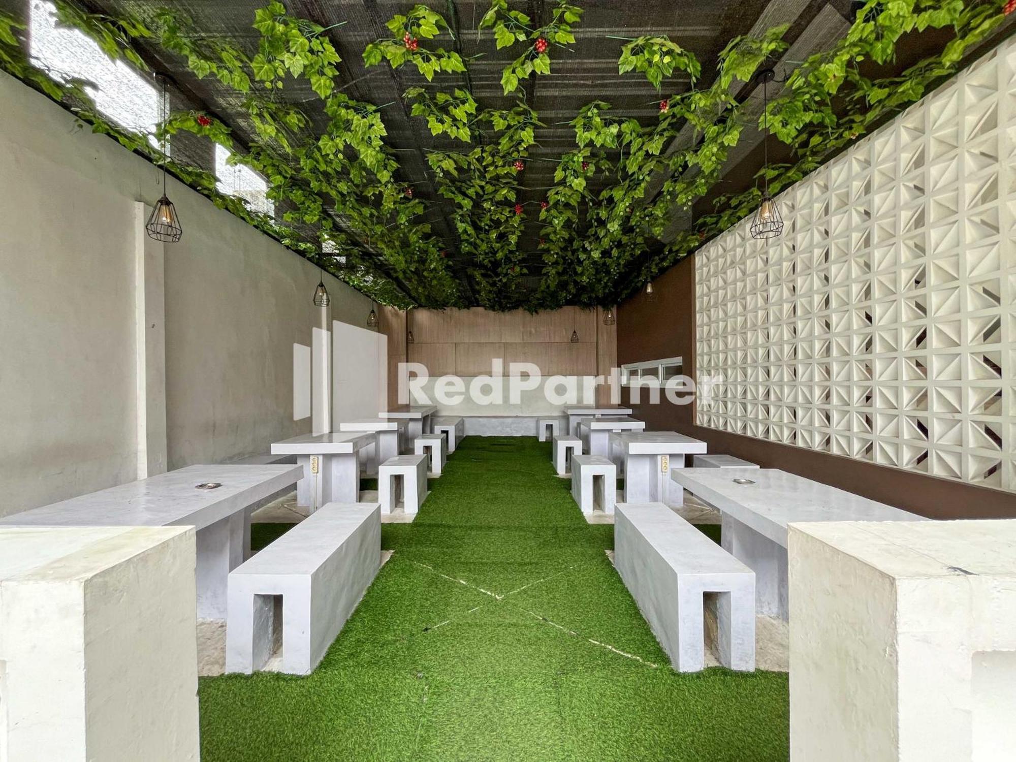 Griya Borobudur Malang Syariah Redpartner Blimbing  Exteriér fotografie