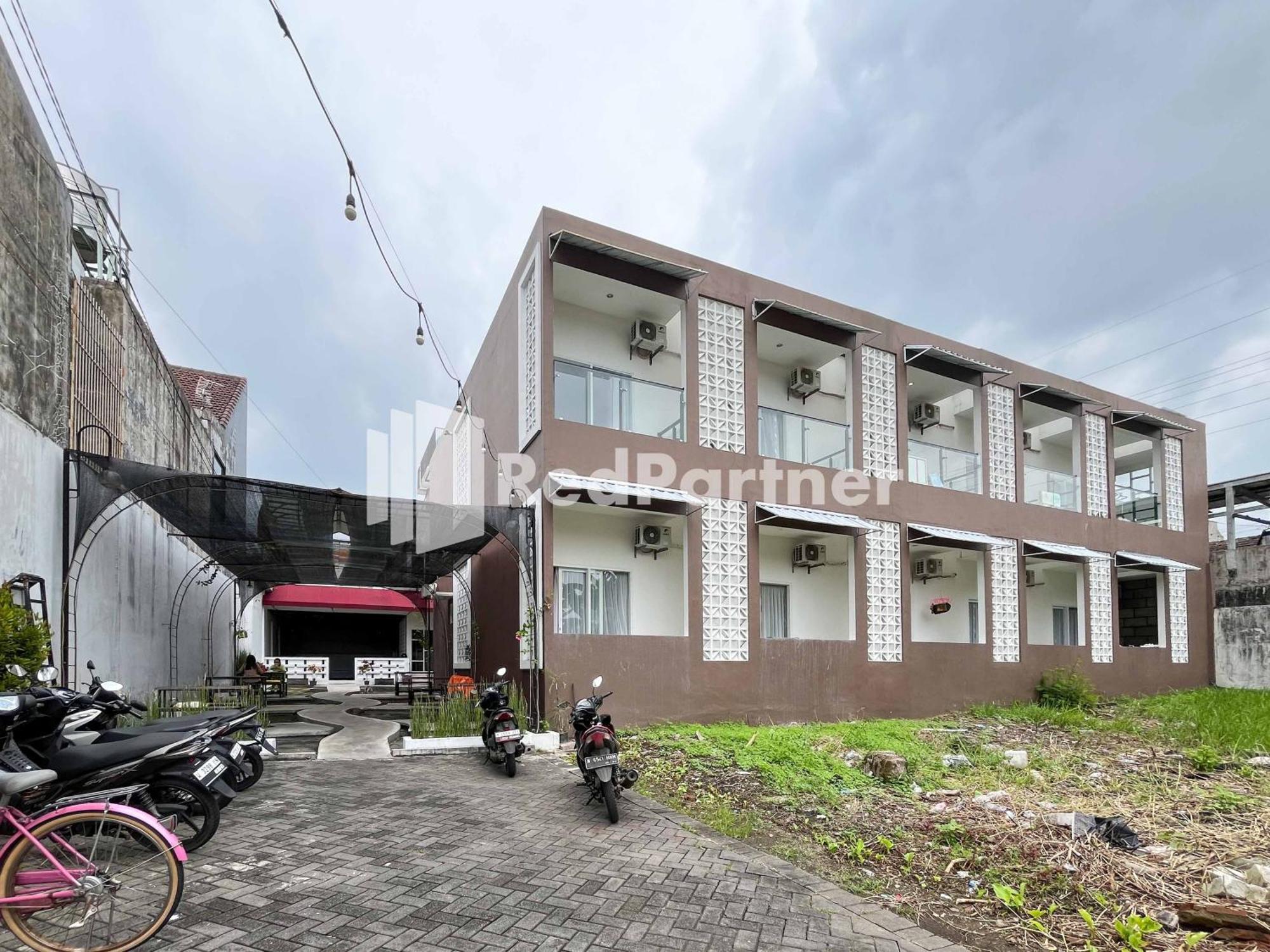 Griya Borobudur Malang Syariah Redpartner Blimbing  Exteriér fotografie