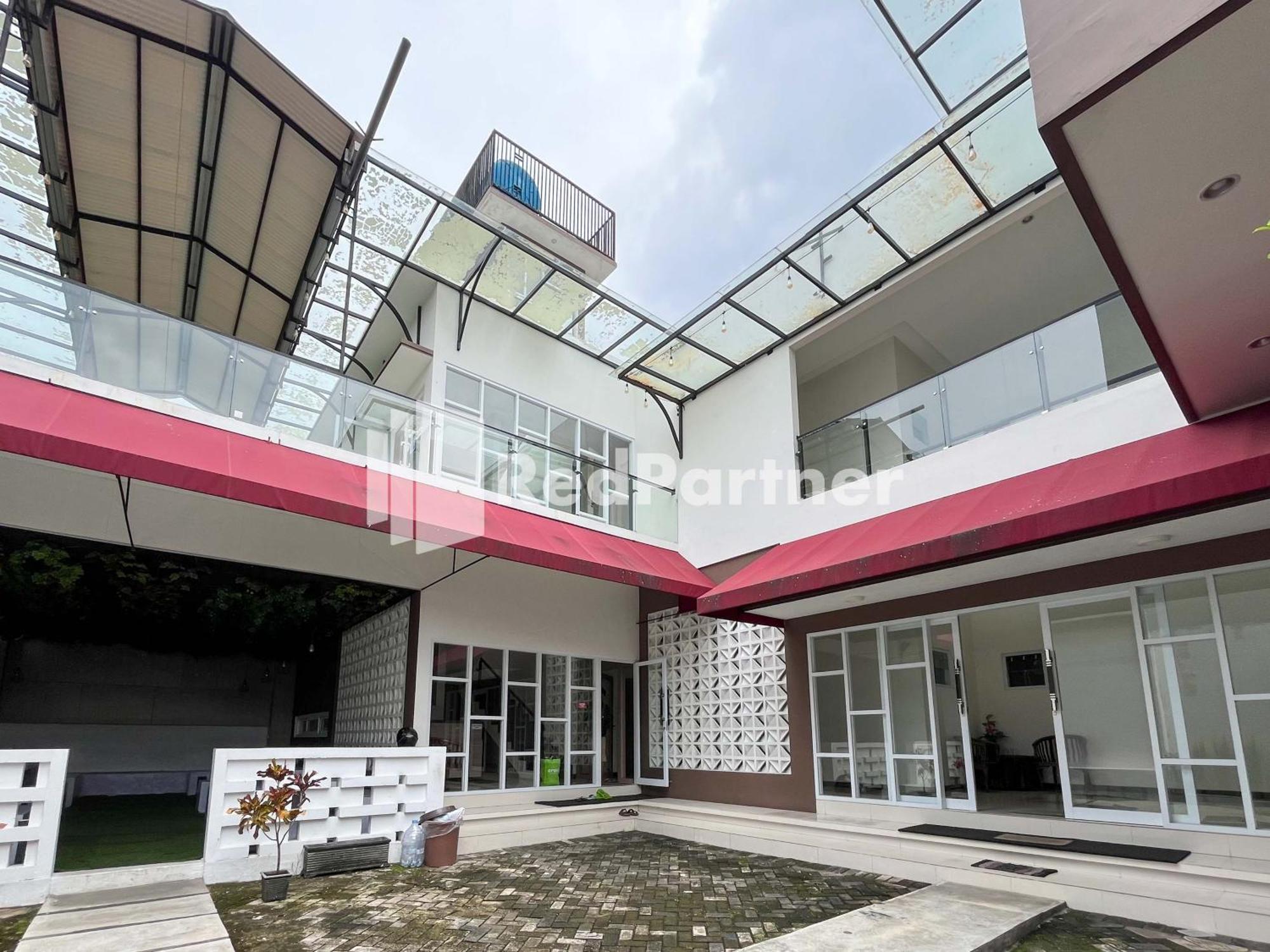 Griya Borobudur Malang Syariah Redpartner Blimbing  Exteriér fotografie
